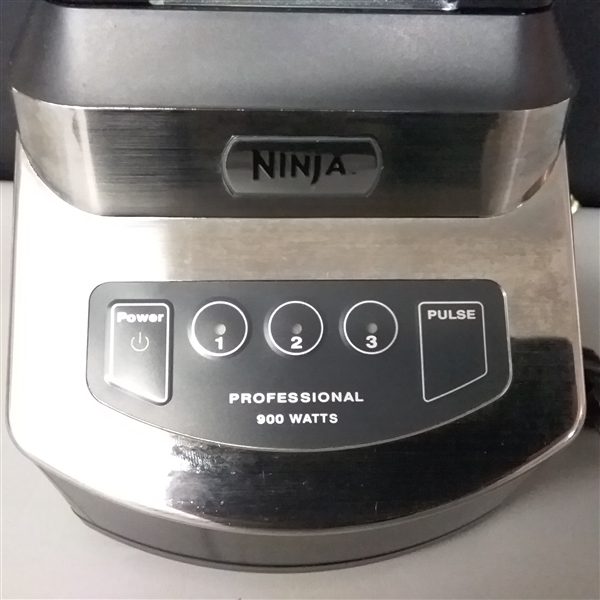 Ninja Professional 900 Watt 3 Speed Blender