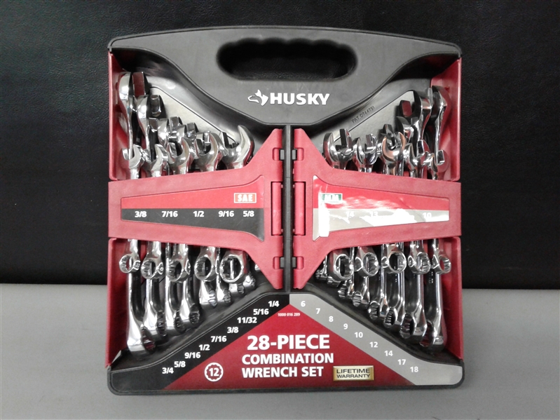 Husky 28-Piece SAE and Metric Combination Wrench Set and Plastic Labeled Storage Case