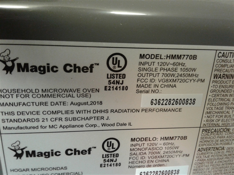 Magic Chef 0.7 cu. ft. Countertop Microwave in Black with Gray Cavity