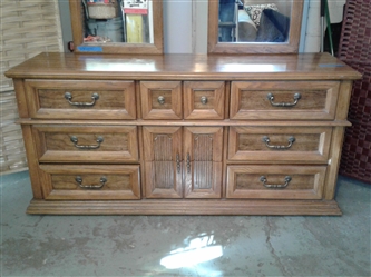 Vintage 9 Drawer Ladies Dresser with 2 Tilting Mirrors