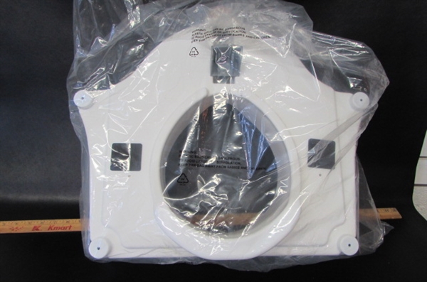 VAUNN MEDICAL ELEVATED TOILET SEAT WITH ARMS