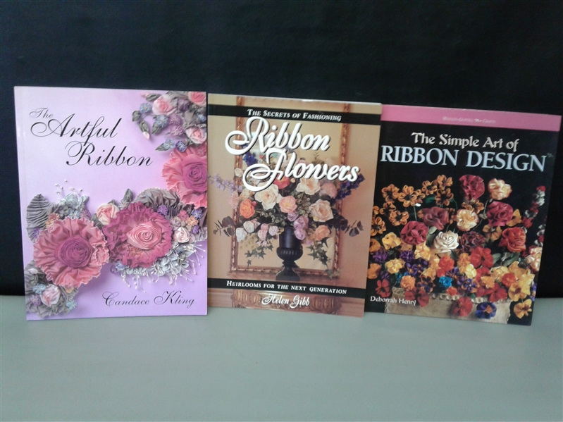 Flowers, Bows, and Ribbon Books