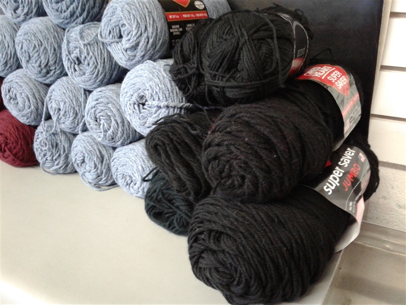 Yarn: Worsted Weight Yarn 31 Skeins