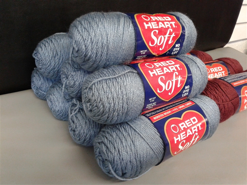 Yarn: Worsted Weight Yarn 31 Skeins