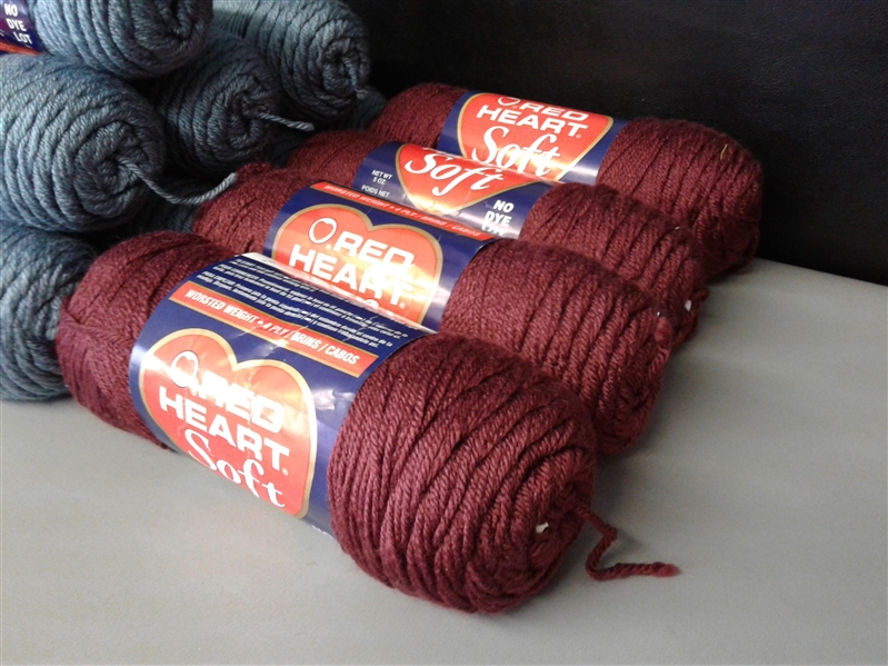 Yarn: Worsted Weight Yarn 31 Skeins