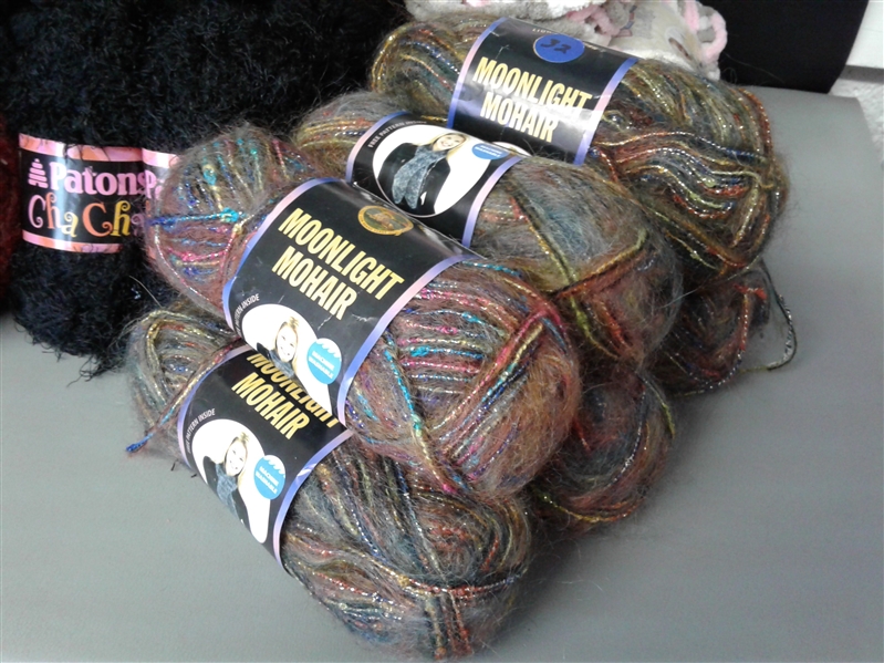 Yarn: Chunky and Specialty Yarns 30+ Skeins