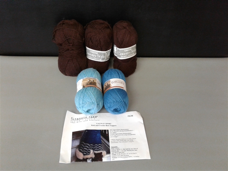 Yarn: Wool and Wool Blends 30 Skeins