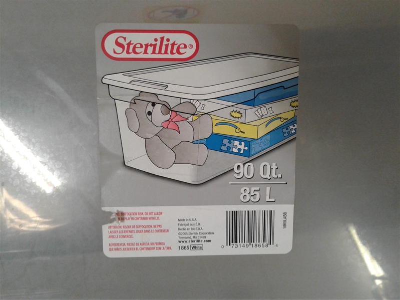 4 Sterilite Storage Totes