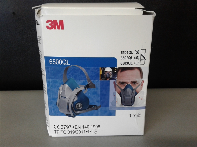 3M 6502QL Half Facepiece Reusable Respirator