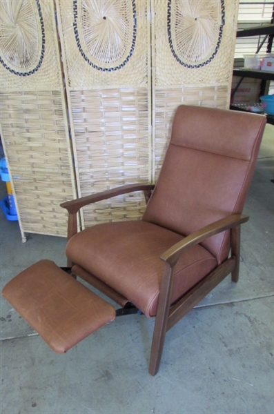 GLENN WALNUT LEATHER RECLINER CHAIR MSRP $2799