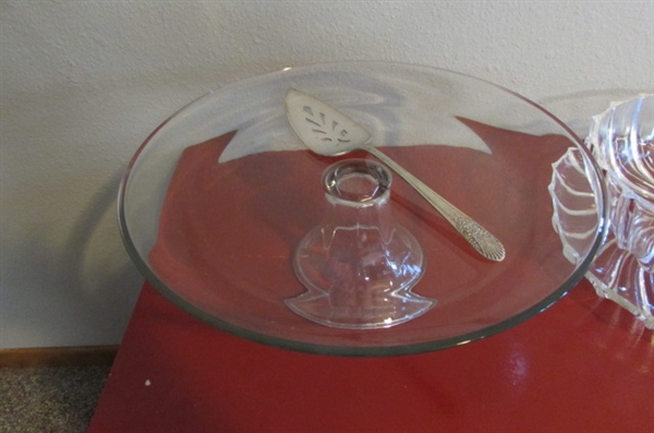 PRESSED GLASS SERVING BOWL, PLATE & COVERED PEDESTAL CAKE SERVER 