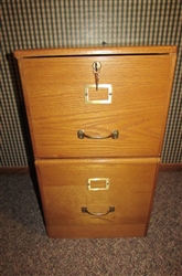 2 DRAWER OAK FILING CABINET WITH KEY