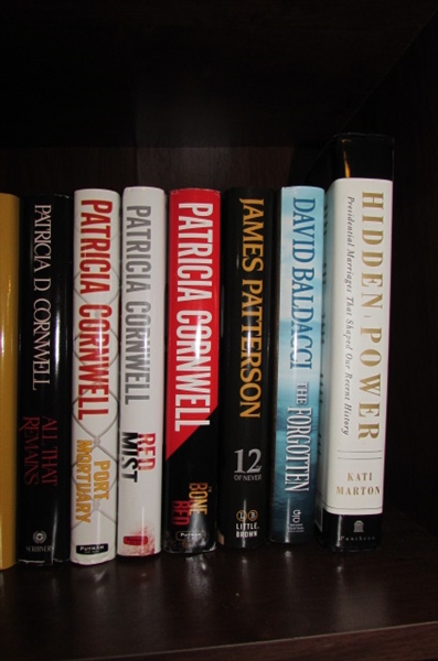 HARDBACK FICTION NOVELS - PATRICIA CORNWELL & OTHER WELL KNOWN AUTHORS