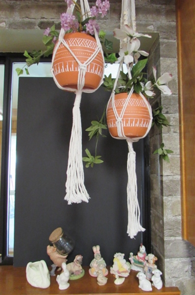 HANGING TERRACOTTA POTS WITH SILK FLOWERS & COLLECTION OF CUTE ANIMAL FIGURINES