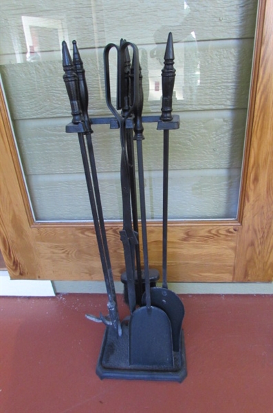 FIREPLACE TOOL SET WITH HOLDER