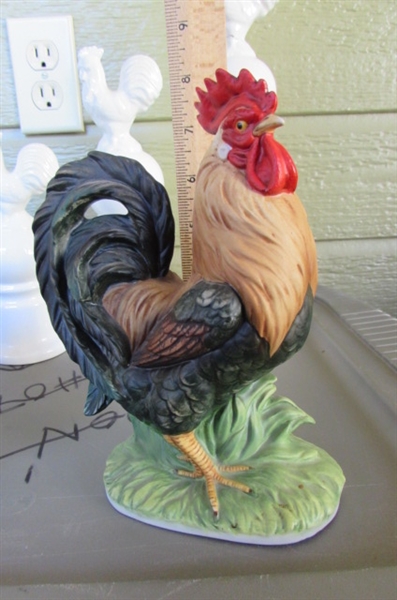 CERAMIC ROOSTERS & CHICKENS