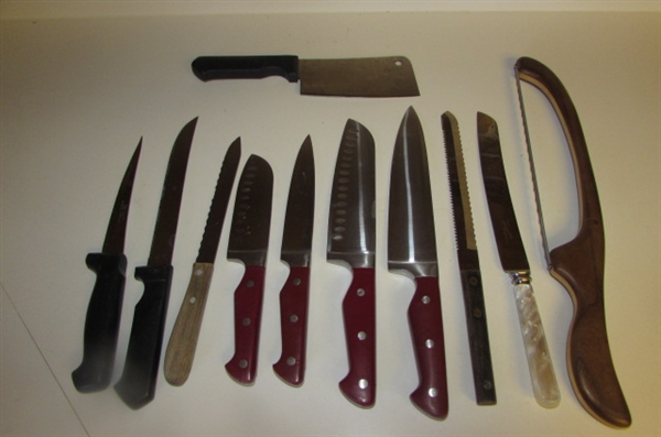 KNIVES & CUTTING BOARDS