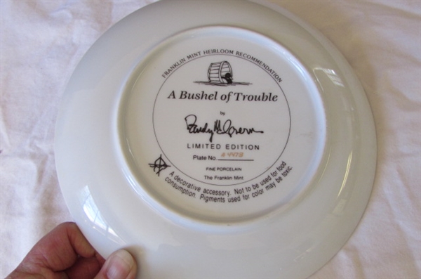 FRANKLIN MINT COLLECTOR PLATES WITH DOGS