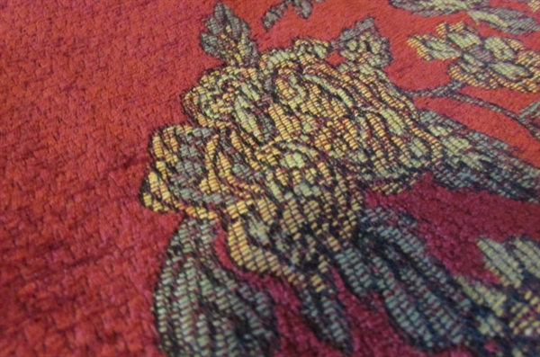RED AND GOLD WOVEN FLOOR CLOTH/THROW