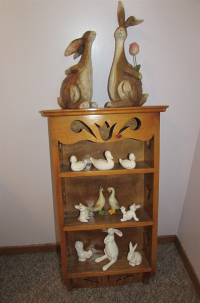 WOODEN CURIO SHELF WITH COUNTRY CRITTER FIGURINES