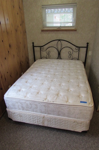 FULL SIZE BED WITH METAL HEADBOARD
