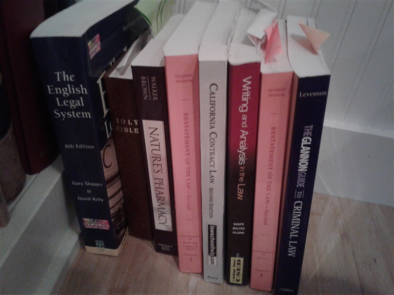 Lot of Law/Contracts Books