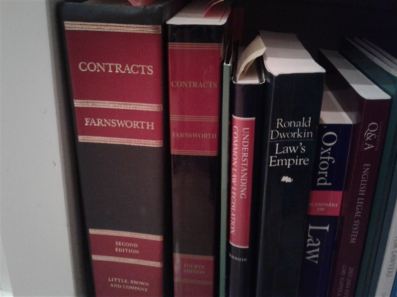 Lot of Law/Contracts Books