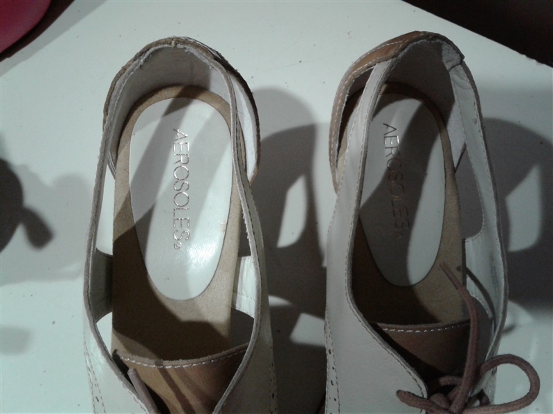 Womens Casual and Dress Shoes - Size 9
