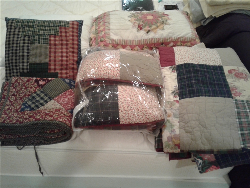 King Quilt, Pillows, and Shams 