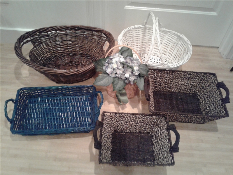 Lot of 6 Various Size/Color Wicker Baskets