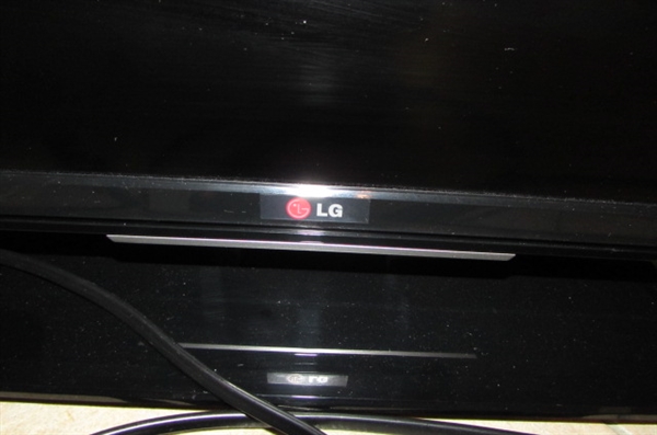 LG TV 32