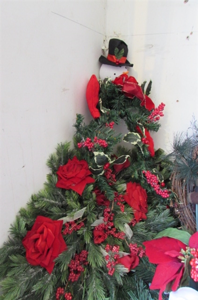 3 Faux Potted Poinsettas and More