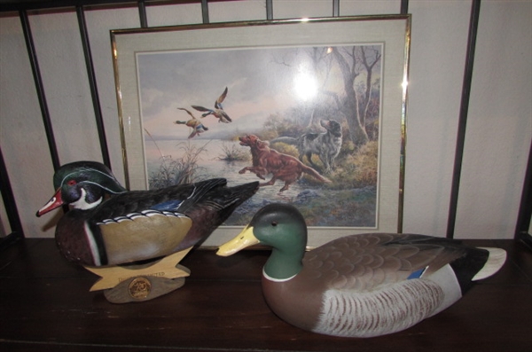 CARVED & HAND PAINTED WOODEN DUCKS & ARTWORK