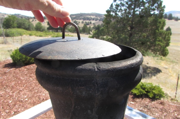 POT BELLIED FIRE PIT