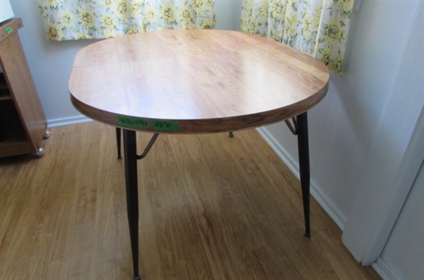 SMALL KITCHEN TABLE