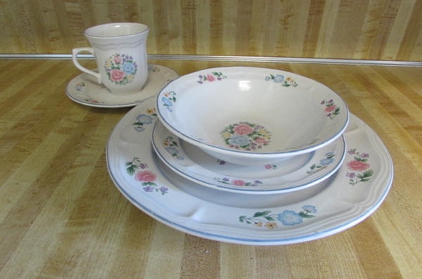 GIBSON CHINA DINNERWARE -32 Pieces