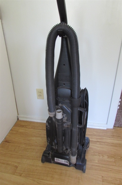 BISSELL CLEANVIEW BAGLESS VACUUM CLEANER