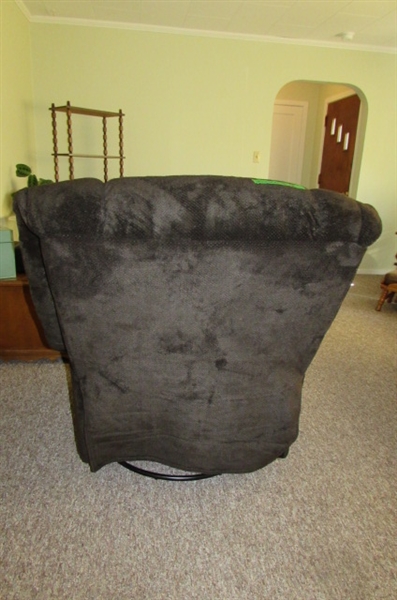 CATNAPPER SWIVEL ROCKER RECLINER