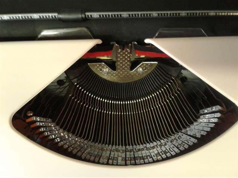  Typecast Retro Typewriter by We R Memory Keepers | Pink