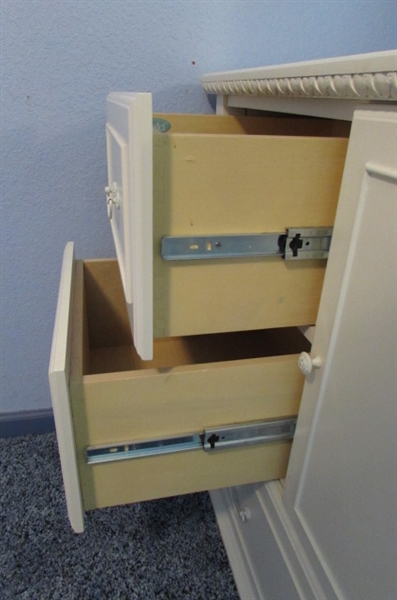 ADORABLE WHITE LADIES DRESSER WITH MIRROR *LOCATED AT MONTAGUE ESTATE*