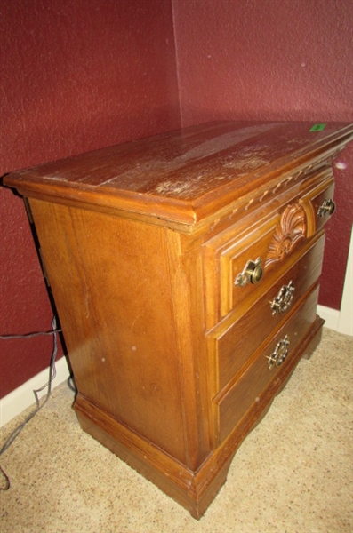 VINTAGE 2-DRAWER NIGHTSTAND #2 *LOCATED AT MONTAGUE ESTATE*
