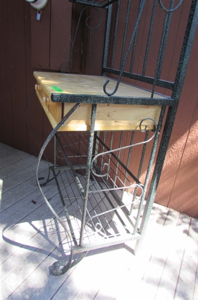 METAL & WOOD BAKERS RACK/GARDEN BENCH *LOCATED AT MONTAGUE ESTATE*