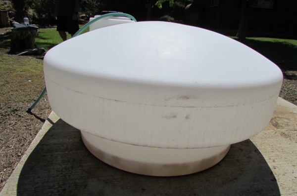 210 GALLON WATER TANK *LOCATED AT MONTAGUE ESTATE*