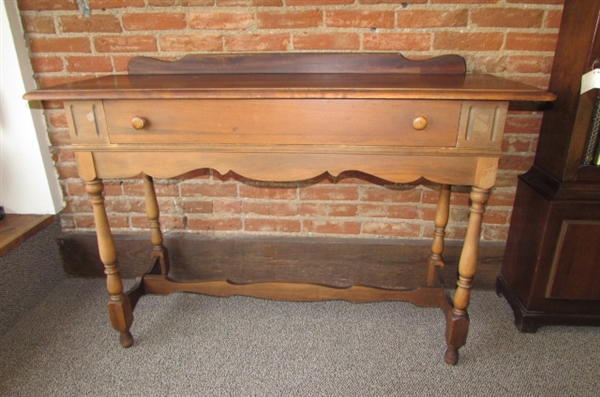 ANTIQUE HALL TABLE W/DRAWER