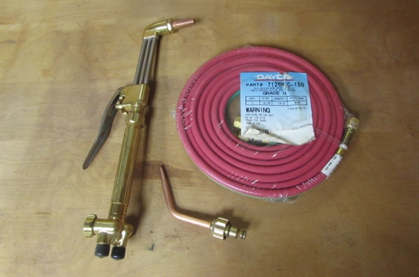NEW HARRIS OXY/ACETYLENE TORCH, RODS & DAYCO HOSE