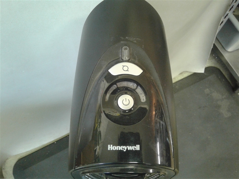 Honeywell QuietClean Air Purifier 