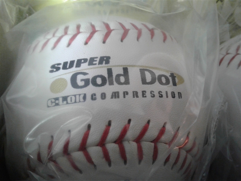 Worth Super Gold Dot Softballs-11PK