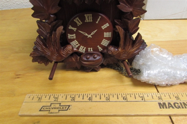 MI-KEN CUCKOO CLOCK FOR REPAIR & NIB CUCKOO CLOCK BIRDHOUSE