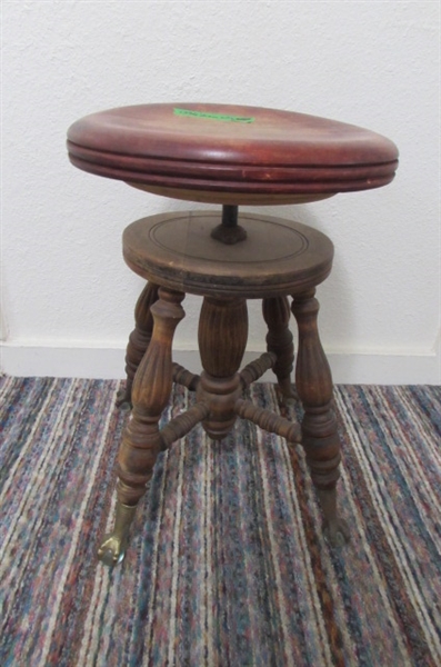 ANTIQUE PIANO STOOL WITH BRASS AND GLASS CLAW FEET *ESTATE*