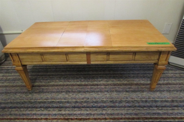 SMALL WOOD COFFEE TABLE *ESTATE*